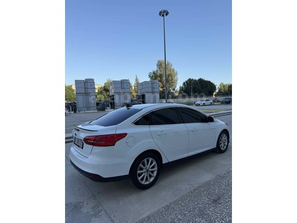 Sahibinden Ford Focus 1.6 TDCi Titanium 2015 Model 