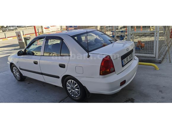 Hyundai Accent 2004 Model 1.5 dizel motor. Orjinal 216 Bin Km'de