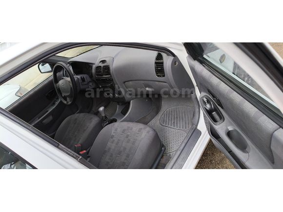 Hyundai Accent 2004 Model 1.5 dizel motor. Orjinal 216 Bin Km'de