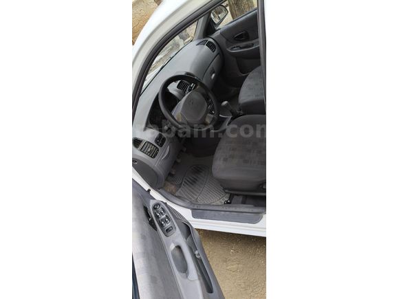 Hyundai Accent 2004 Model 1.5 dizel motor. Orjinal 216 Bin Km'de