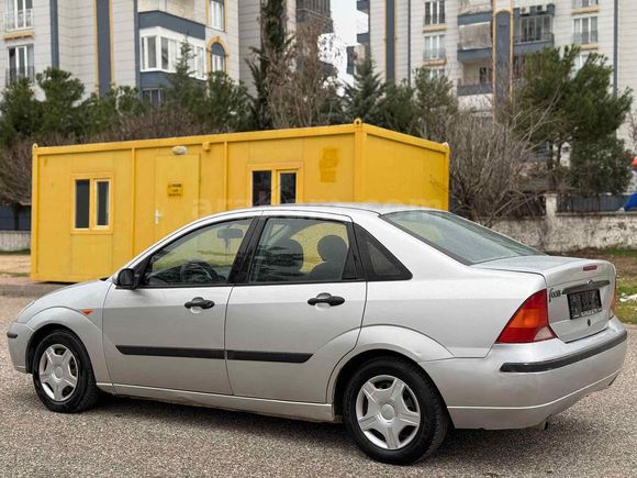 Sahibinden Ford Focus 1.6 Comfort 2003 Model 