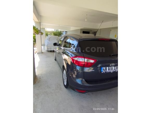 Sahibinden Ford C-Max 1.6 TDCi Titanium X 2011 Model  203.000 km Gri
