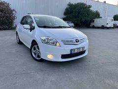 Sahibinden Toyota Auris 1.4 D-4D Comfort Extra 2012 Model 
