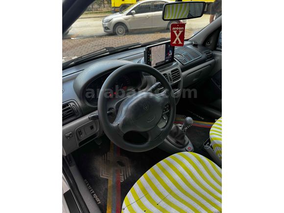 Sahibinden Renault Clio 1.6 RTE 2000 Model 