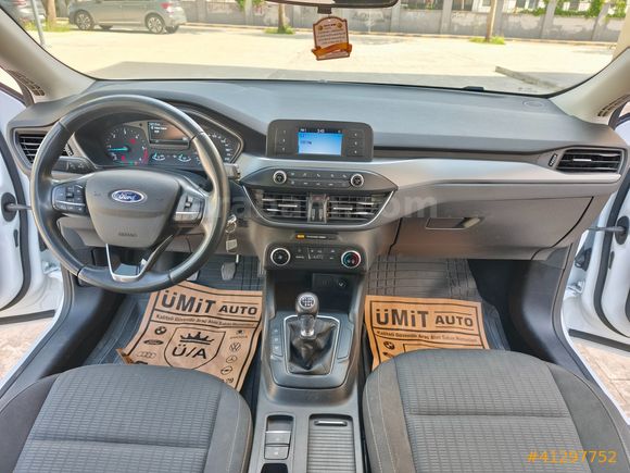 ÜMİT AUTO/2020/FORD/FOCUS/TREND X/134.BİN.KM/