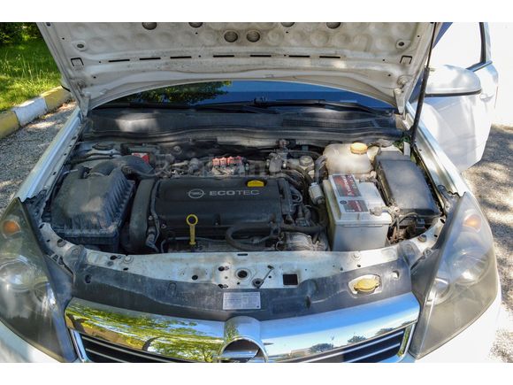 MEMURDAN TEMİZ OPEL ASTRA