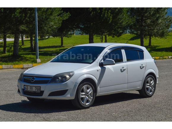 MEMURDAN TEMİZ OPEL ASTRA