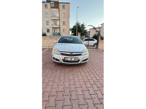 Sahibinden Opel Astra 1.6 Enjoy Elegance 2008 Model  276.000 km Gri (Gümüş)