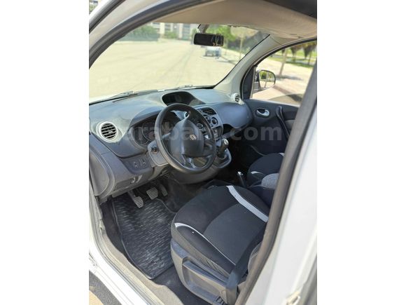 Sahibinden Renault Kangoo Multix 1.5 dCi Touch 2016 Model 