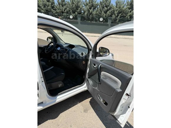 Sahibinden Renault Kangoo Multix 1.5 dCi Touch 2016 Model 