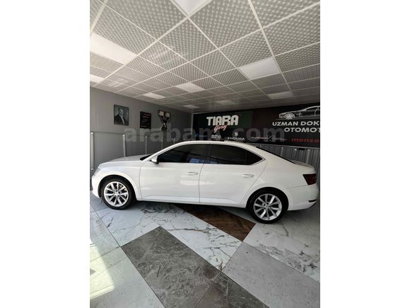 Galeriden Skoda SuperB 1.6 TDI Prestige 2016 Model Hatay 205.000