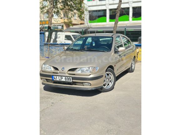 Sahibinden Renault Megane 1.6 RTE 1999 Model
