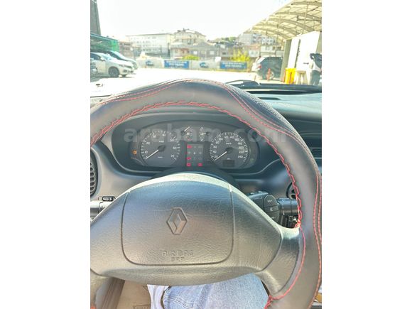 Sahibinden Renault Megane 1.6 RTE 1999 Model