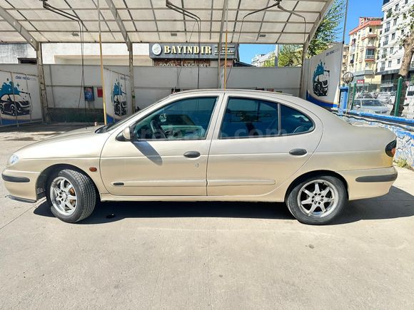 Sahibinden Renault Megane 1.6 RTE 1999 Model