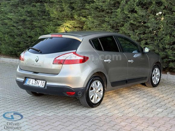 2013 RENAULT MEGANE 1.6 TOUCH TAM OTOMATİK