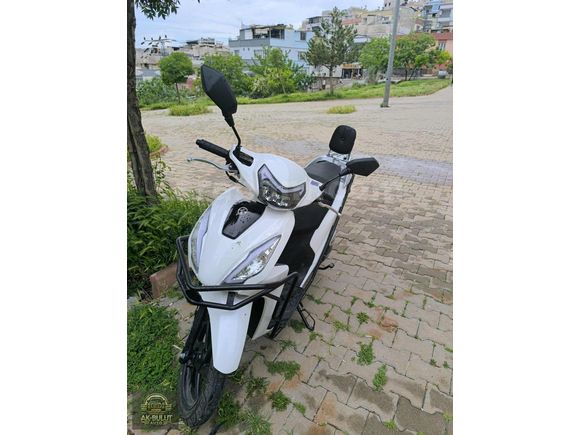 2025 Arora Boss 50 1.500 Km