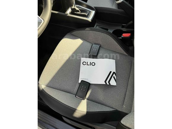 SIFIR KOKUSU ÜSTÜNDE EVOLUTİON CLIO