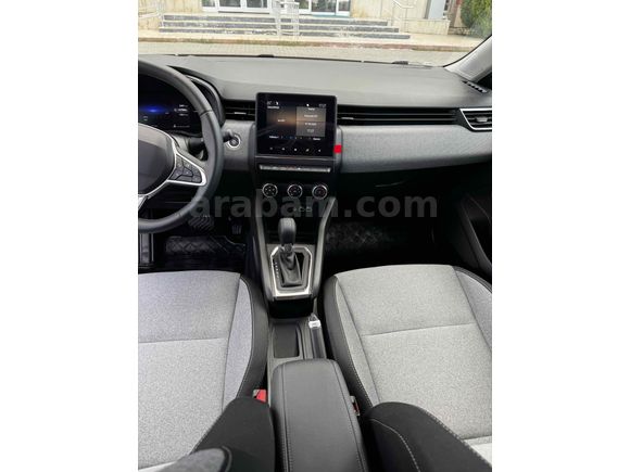 SIFIR KOKUSU ÜSTÜNDE EVOLUTİON CLIO
