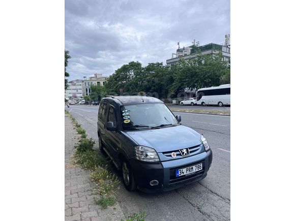 Sahibinden Peugeot Partner 1.6 HDI Adventure 2010 Model 