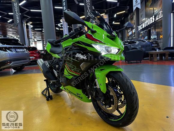 Galeriden Kawasaki Ninja ZX-4RR 2024 Model İstanbul 11.000 km