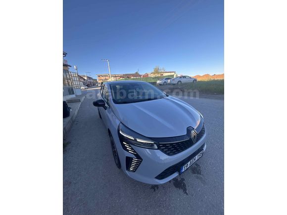 Sahibinden Renault Clio 1.0 TCe Evolution 2024 Model 
