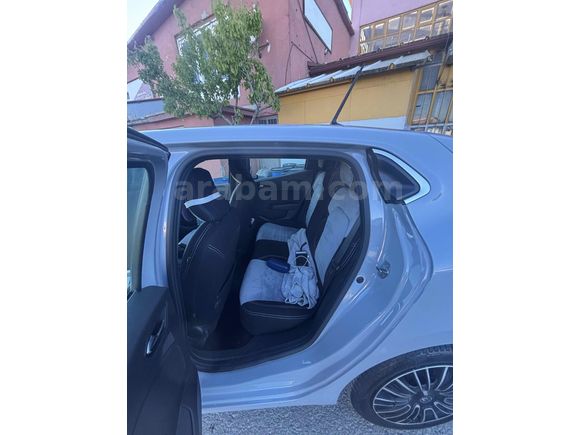 Sahibinden Renault Clio 1.0 TCe Evolution 2024 Model 
