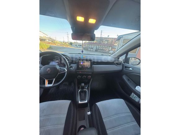 Sahibinden Renault Clio 1.0 TCe Evolution 2024 Model 