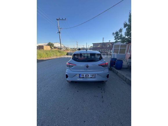 Sahibinden Renault Clio 1.0 TCe Evolution 2024 Model 