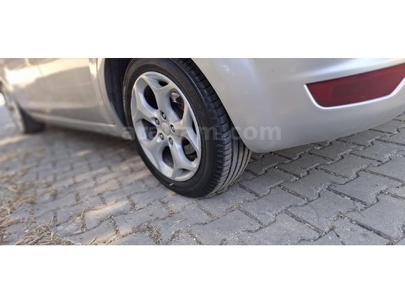 Galeriden Ford Focus 1.6 TDCi Collection 2011 Model İzmir