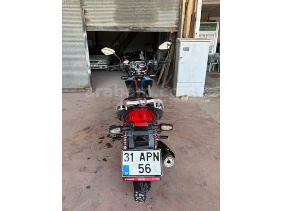 Honda CB125 E
