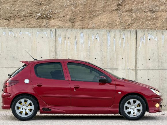 Sahibinden Peugeot 206 1.4 Feline 2006 Model