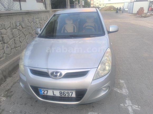 Sahibinden Hyundai i20 Troy 1.2 DOHC Mode 2011 Model  170000/km Gri