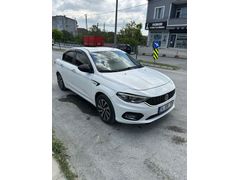 1.4 100 bin km ,lpg li ,ağır hasarlı, sorunsuz