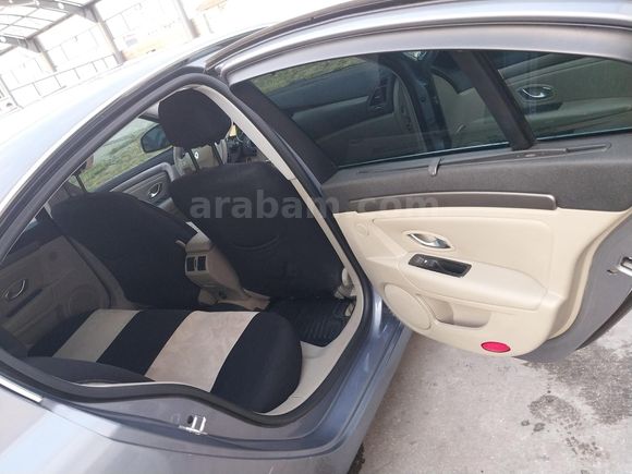 Sahibinden Renault Laguna 1.5 dCi Authentique 2009 Model