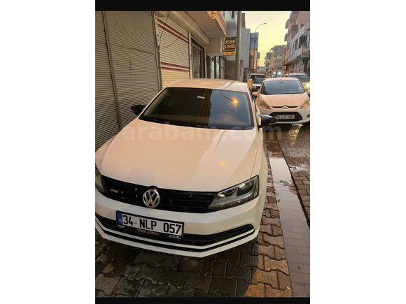 Sahibinden Volkswagen Jetta 1.2 TSi BlueMotion Trendline 2017 Model İstanbul 137.500 km Beyaz