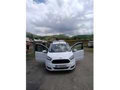 Sahibinden Ford Tourneo Courier 1.6 TDCi Deluxe 2017 Model  103.000 km Beyaz