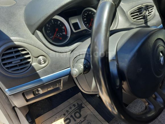Galeriden Renault Clio 1.5 dCi Extreme 2008 Model İzmir