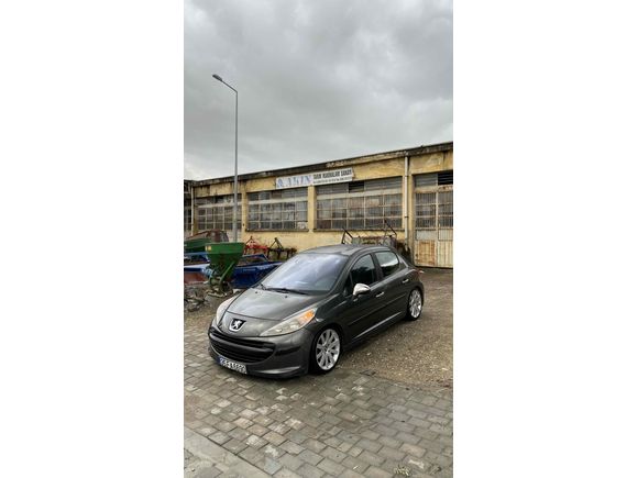 Sahibinden Peugeot 207 1.4 HDi Trendy 2008 Model Aydın 193000 km Yeşil (metalik)