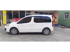 Sahibinden Citroen Berlingo 1.6 HDi SX 2016 Model  82.850 km Beyaz