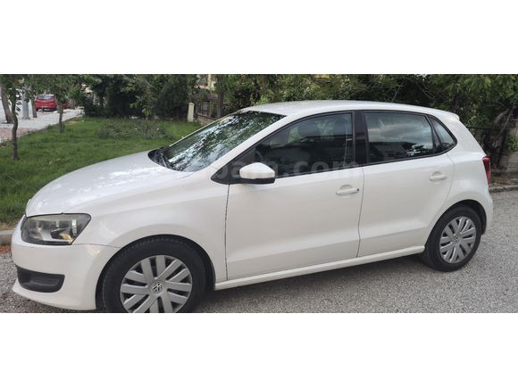 2. SAHİBİNDEN 2010 MODEL OTOMATİK POLO