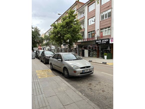 Sahibinden Ford Focus 2.0 Ghia 2001 Model 