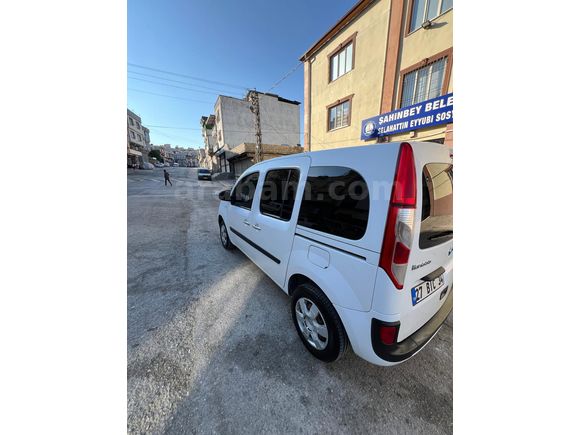 Sahibinden Renault Kangoo Multix 1.5 dCi Touch 2016 Model