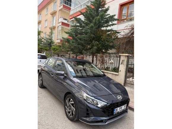 Sahibinden Hyundai i20 1.4 MPI Style 2024 Model