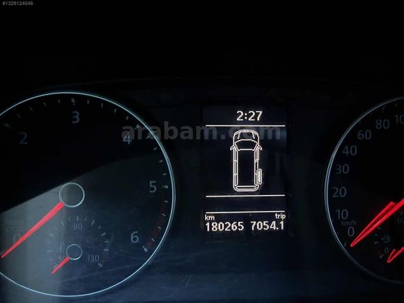 2015 MODEL 180000 KİLOMETREDE VOLKSWAGEN TRANSPORTER CAMLI VAN