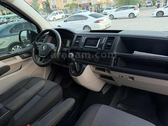 2015 MODEL 180000 KİLOMETREDE VOLKSWAGEN TRANSPORTER CAMLI VAN