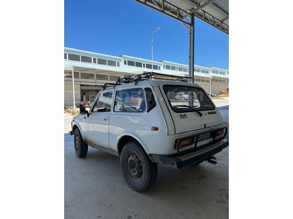 Sahibinden Lada Niva 1.6 1990 Model