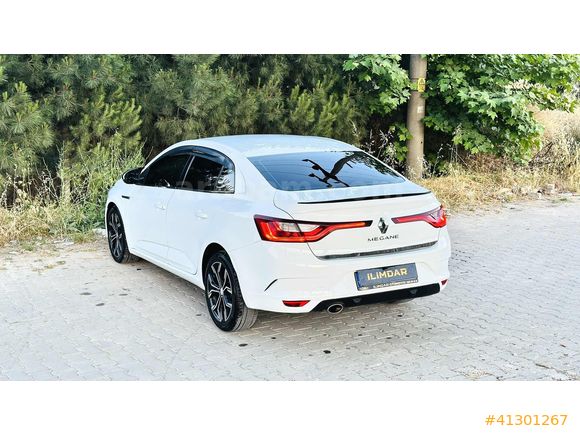 HATASIZ TEK PARÇA BOYA MEGANE 1.6 16V LPG- EKRAN JANT VS