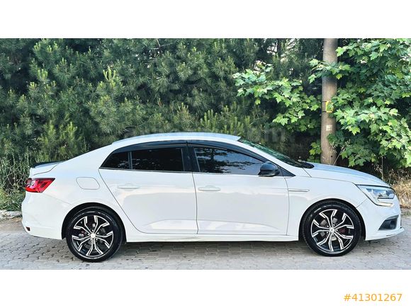 HATASIZ TEK PARÇA BOYA MEGANE 1.6 16V LPG- EKRAN JANT VS