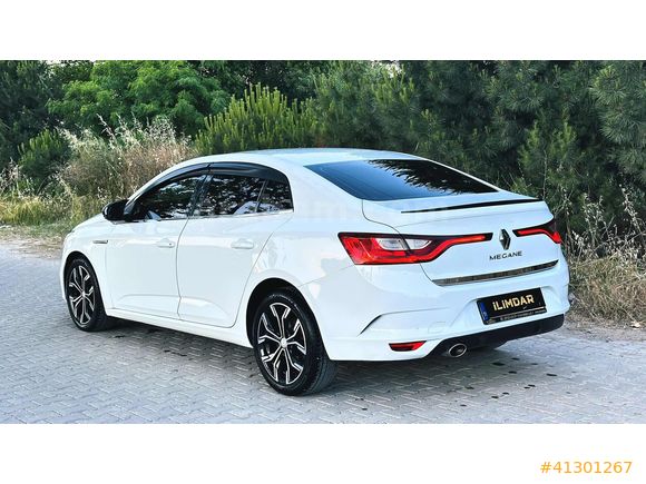 HATASIZ TEK PARÇA BOYA MEGANE 1.6 16V LPG- EKRAN JANT VS