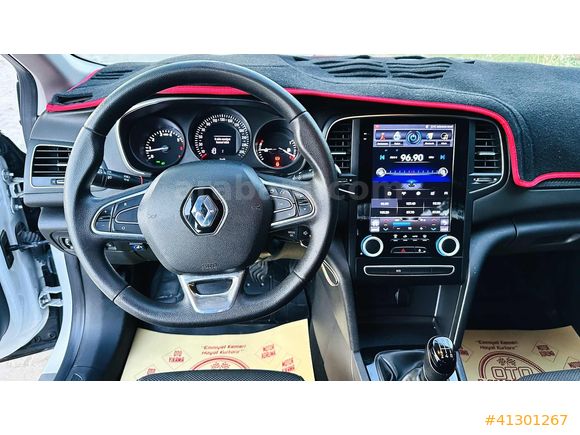 HATASIZ TEK PARÇA BOYA MEGANE 1.6 16V LPG- EKRAN JANT VS